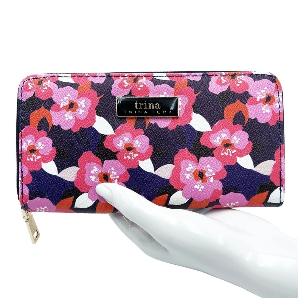 TRINA TURK Large Zip around wallet NWT - Picture 3 of 5